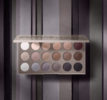18CT Matte Essentials Artistry Palette - stylized open palette -view-8