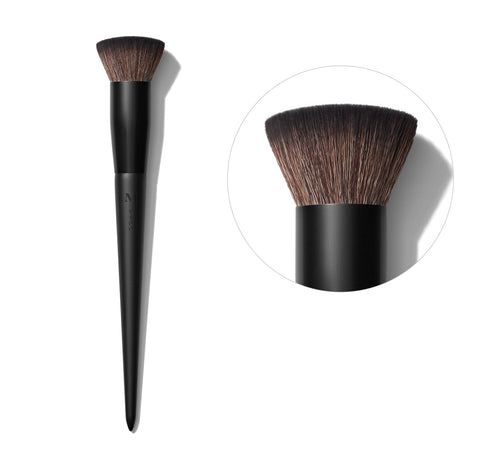 V100 Flat Top Primer And Foundation Brush V100 - FLAT TOP PRIMER AND FOUNDATION BRUSH, view larger image-view-1